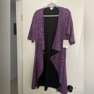 LulaRoe Shirley Kimono Sz Small NWT 💜